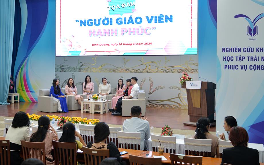 Tọa đàm “Người giáo viên hạnh phúc”